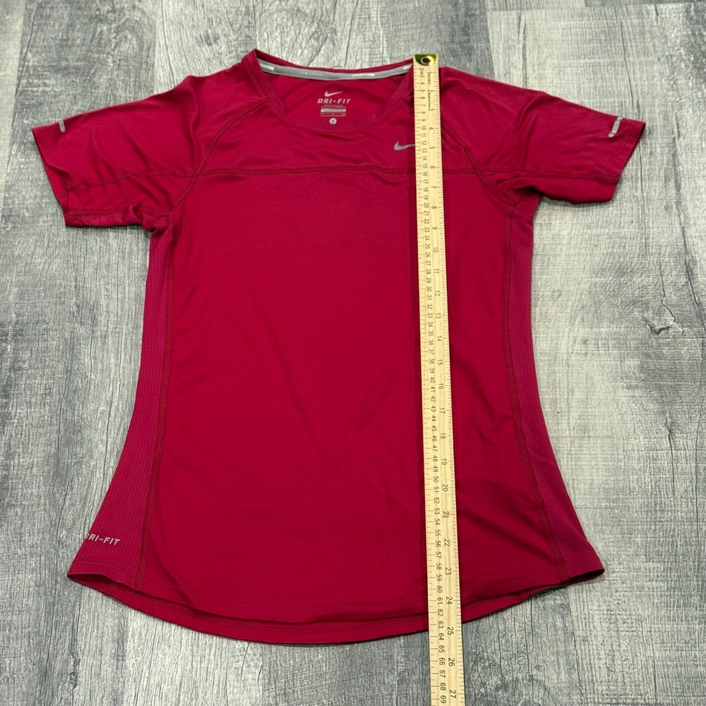 Nike Running Dri-Fit Small Pink Shirt Reflective ‎ Actiivewear - Picture 2 of 5